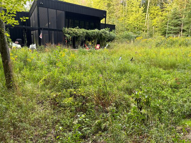 5479 Liland Trace, Fennville, MI 49408