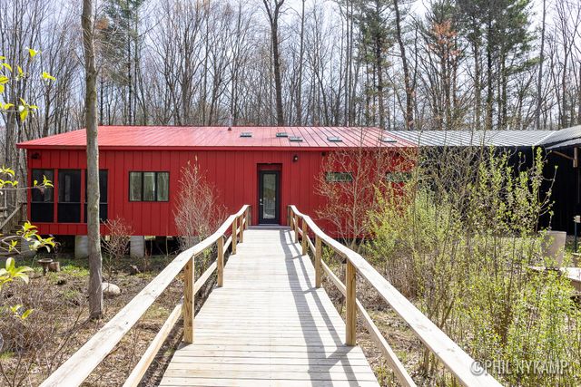 5479 Liland Trace, Fennville, MI 49408