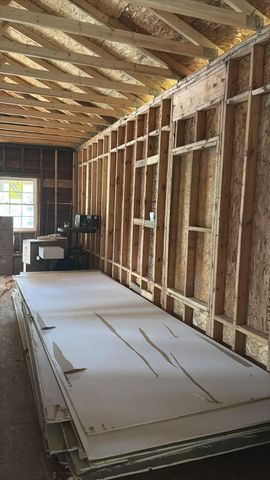 818 Alvord Avenue, Flint, MI 48507