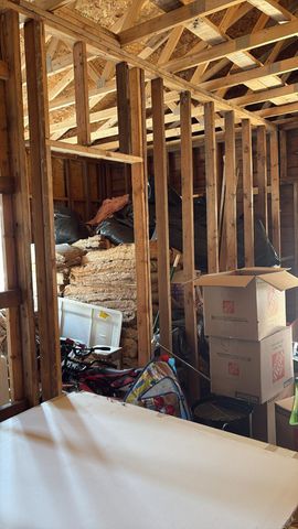 818 Alvord Avenue, Flint, MI 48507