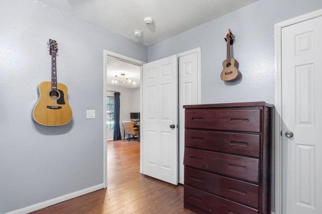 6 Wind Poppy Court, The Woodlands, TX 77381