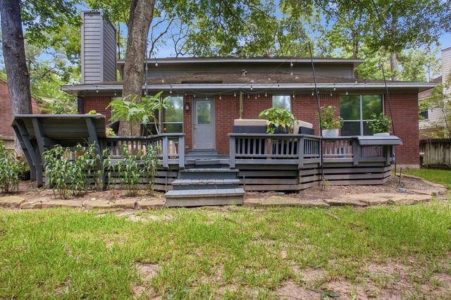 6 Wind Poppy Court, The Woodlands, TX 77381