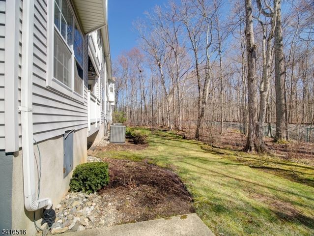 47 Autumn Ct, Roxbury Twp., NJ 07852