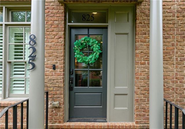 825 Virginia Park Circle NE, Atlanta, GA 30306