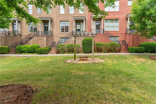 825 Virginia Park Circle NE, Atlanta, GA 30306