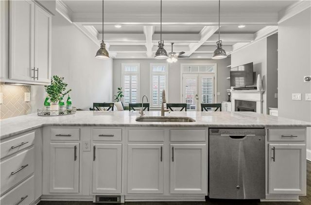 825 Virginia Park Circle NE, Atlanta, GA 30306