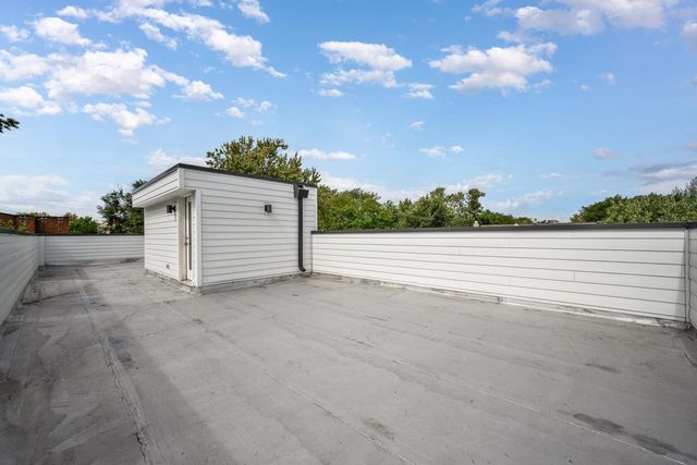 4127 N Whipple Street, Chicago, IL 60618