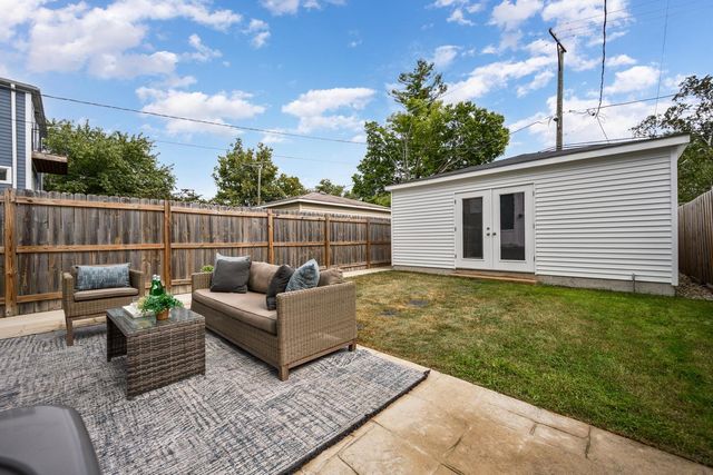 4127 N Whipple Street, Chicago, IL 60618