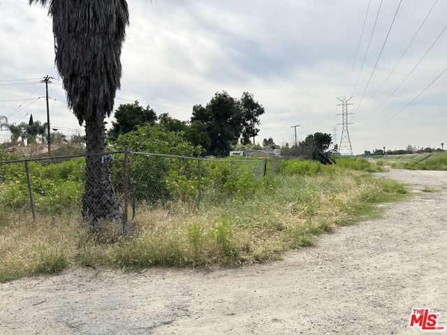 7700 Bangle Road, Downey, CA 90240