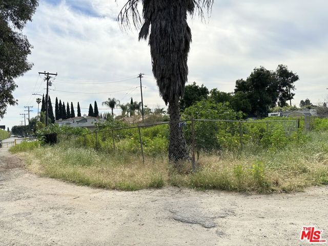 7700 Bangle Road, Downey, CA 90240