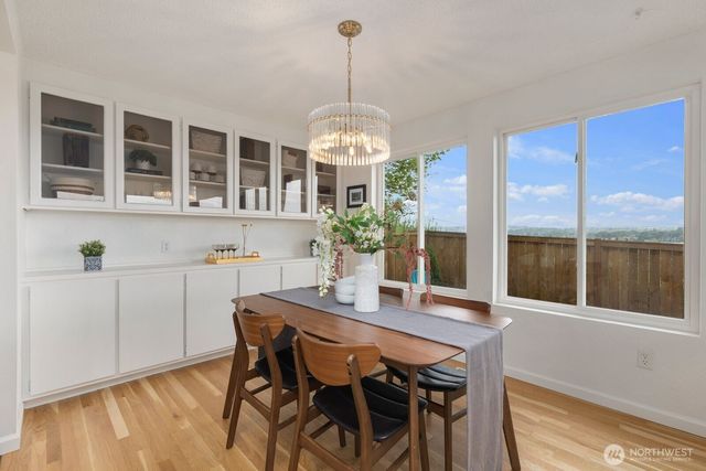 411 Cedar Ave S, Renton, WA 98057