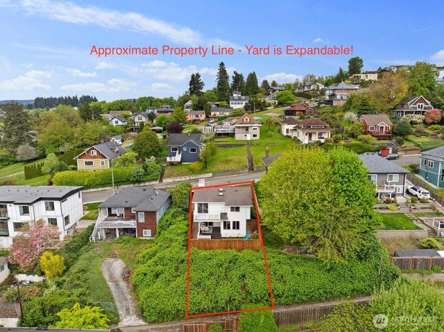 411 Cedar Ave S, Renton, WA 98057
