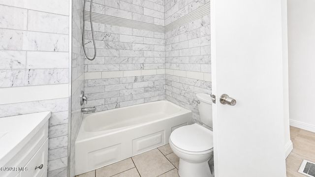 1617 E Avenue I 75, Lancaster, CA 93535