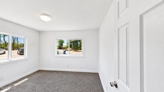1617 E Avenue I 75, Lancaster, CA 93535