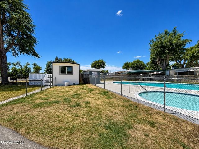 1617 E Avenue I 75, Lancaster, CA 93535
