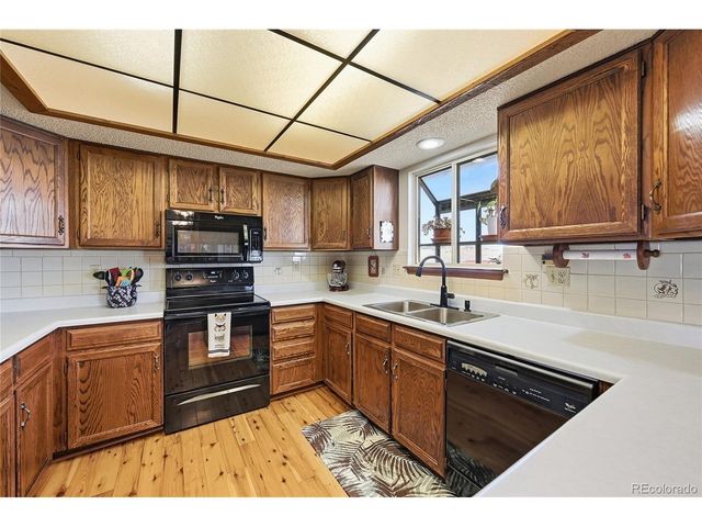 1051 Pawnee Pkwy, Elizabeth, CO 80107