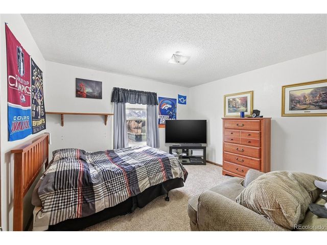 1051 Pawnee Pkwy, Elizabeth, CO 80107