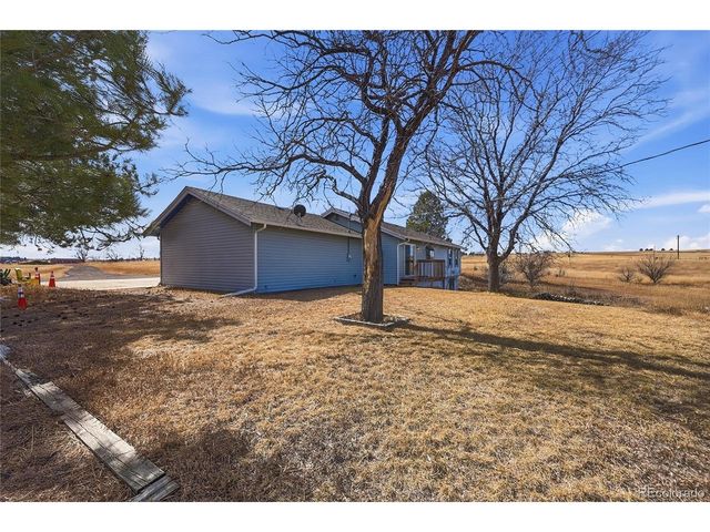 1051 Pawnee Pkwy, Elizabeth, CO 80107