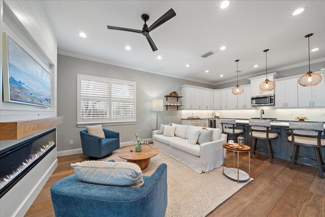 2207 WISTERIA STREET, Sarasota, FL 34239