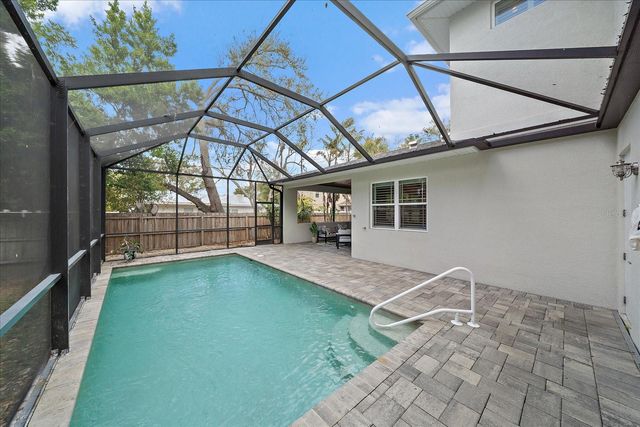 2207 WISTERIA STREET, Sarasota, FL 34239