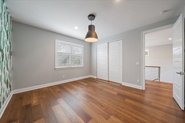 2207 WISTERIA STREET, Sarasota, FL 34239