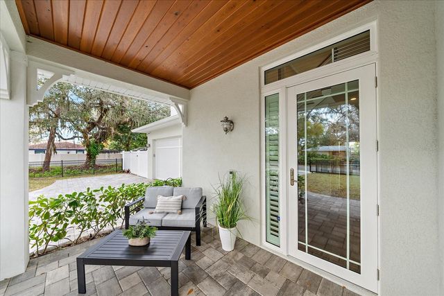 2207 WISTERIA STREET, Sarasota, FL 34239