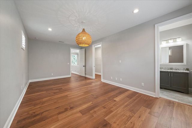 2207 WISTERIA STREET, Sarasota, FL 34239