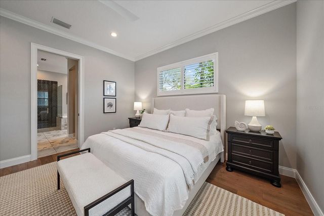 2207 WISTERIA STREET, Sarasota, FL 34239