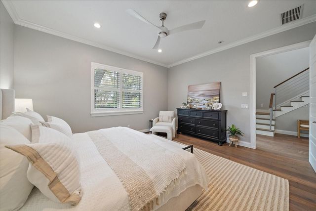 2207 WISTERIA STREET, Sarasota, FL 34239