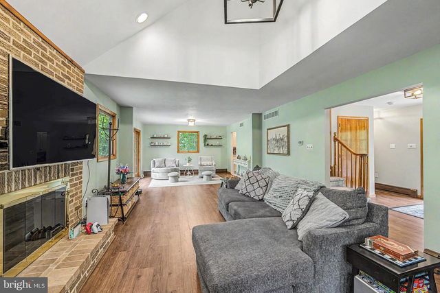 514 HIGH ST, Milmay, NJ 08340