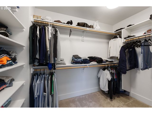 1822 E 33RD St A, Vancouver, WA 98663