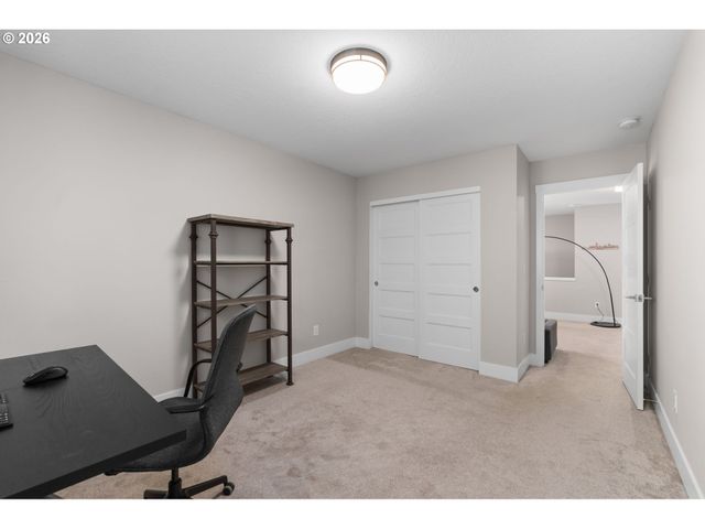 1822 E 33RD St A, Vancouver, WA 98663