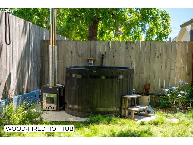 1822 E 33RD St A, Vancouver, WA 98663