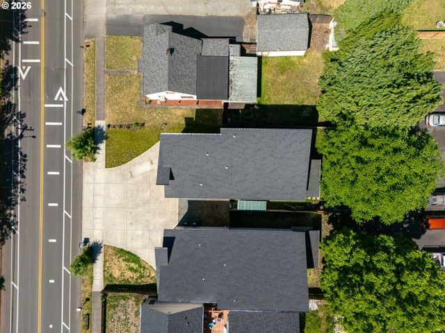 1822 E 33RD St A, Vancouver, WA 98663