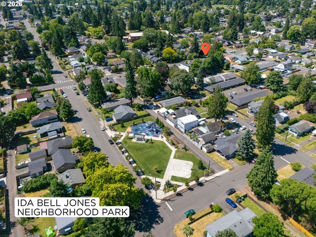 1822 E 33RD St A, Vancouver, WA 98663