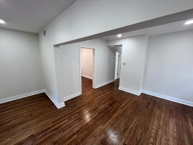 2303 74th Avenue 2, Elmwood Park, IL 60707