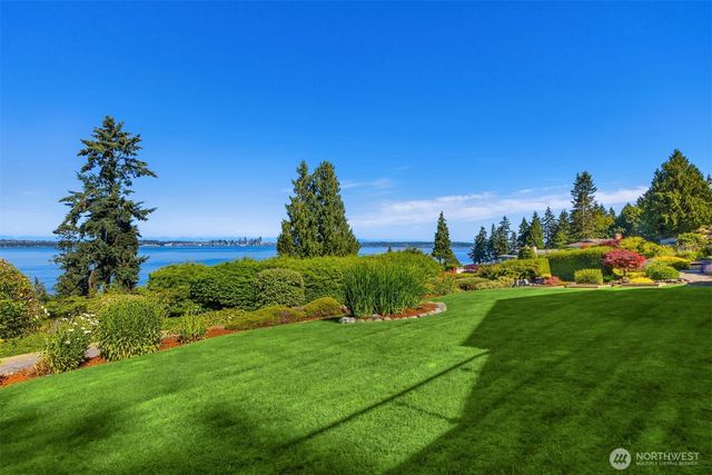 10793 NE Bill Point Drive, Bainbridge Island, WA 98110