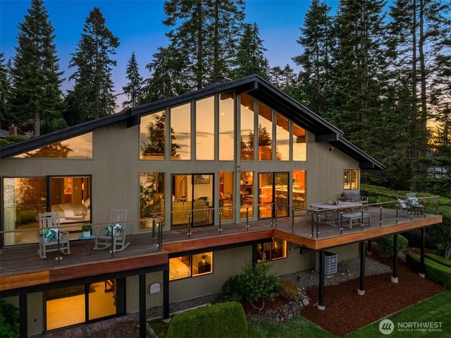 10793 NE Bill Point Drive, Bainbridge Island, WA 98110