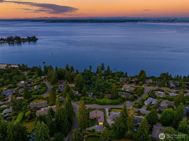 10793 NE Bill Point Drive, Bainbridge Island, WA 98110