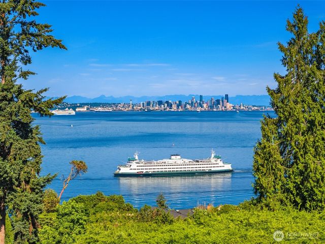 10793 NE Bill Point Drive, Bainbridge Island, WA 98110