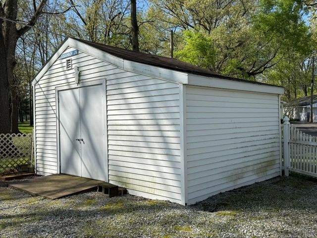 5053 E Robin Court, Monticello, IN 47960