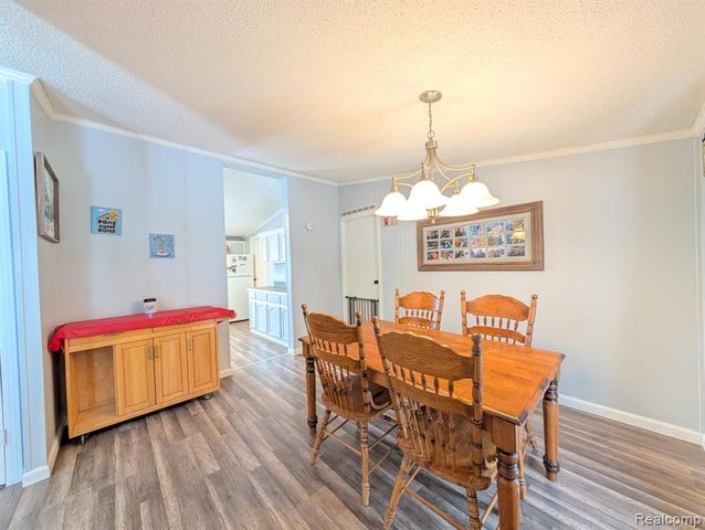 11362 N Lake Drive, Fenton, MI 48430