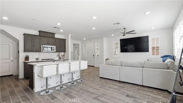 16281 Castello Lane 2, Fontana, CA 92336