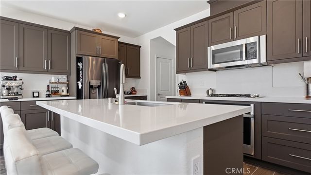 16281 Castello Lane 2, Fontana, CA 92336