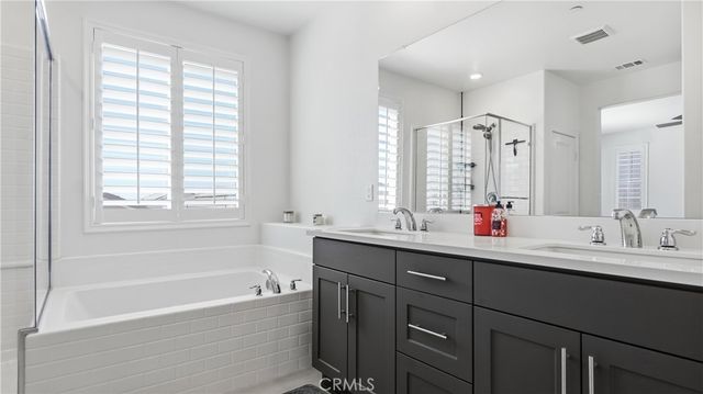 16281 Castello Lane 2, Fontana, CA 92336