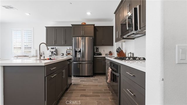 16281 Castello Lane 2, Fontana, CA 92336
