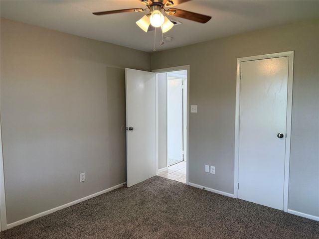 13902 Buckingham Drive B, Tomball, TX 77375