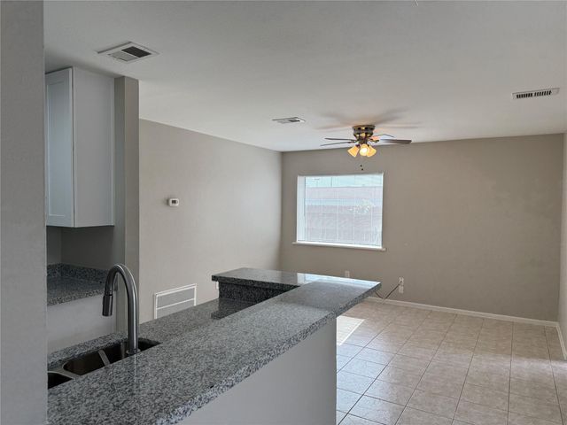 13902 Buckingham Drive B, Tomball, TX 77375