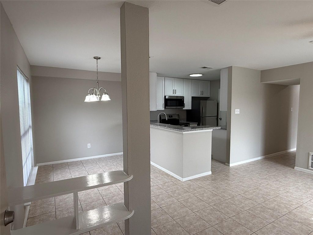 13902 Buckingham Drive B, Tomball, TX 77375