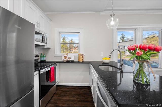 579 Broadway 1N, Hastings-on-hudson, NY 10706